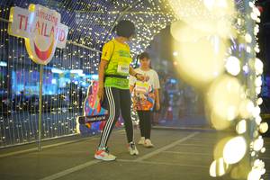 BIB: 500
                            <button type="button" onclick="openModal(21750992)" class="btn btn-primary btn-sm float-right btn-popup" data-toggle="modal" data-target=".modal-high-quality">
                        <i class="fas fa-shopping-cart"></i> Add to Cart
                    </button>
                                            <button type="button" onclick="isThisMe(21750992, true)" class="btn btn-success btn-sm float-right btn-popup btn-isme hidden" data-toggle="tooltip" data-placement="bottom" title="นี่คือรูปของคุณใช่ไหม คลิกที่นี่เพื่อเอาเข้าอัลบั้ม">
                        <i class="fas fa-plus"></i> Add to album
                    </button>
                    <button type="button" onclick="isThisMe(21750992, false)" class="btn btn-warning btn-sm float-right btn-popup btn-isnotme hidden">
                        <i class="fas fa-ban"></i> Remove from album
                    </button>